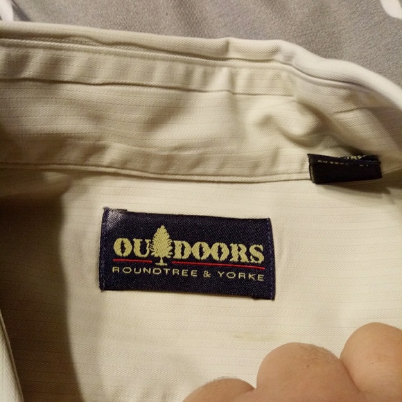 Roundtree & Yorke Button Down - Picture 2 of 4